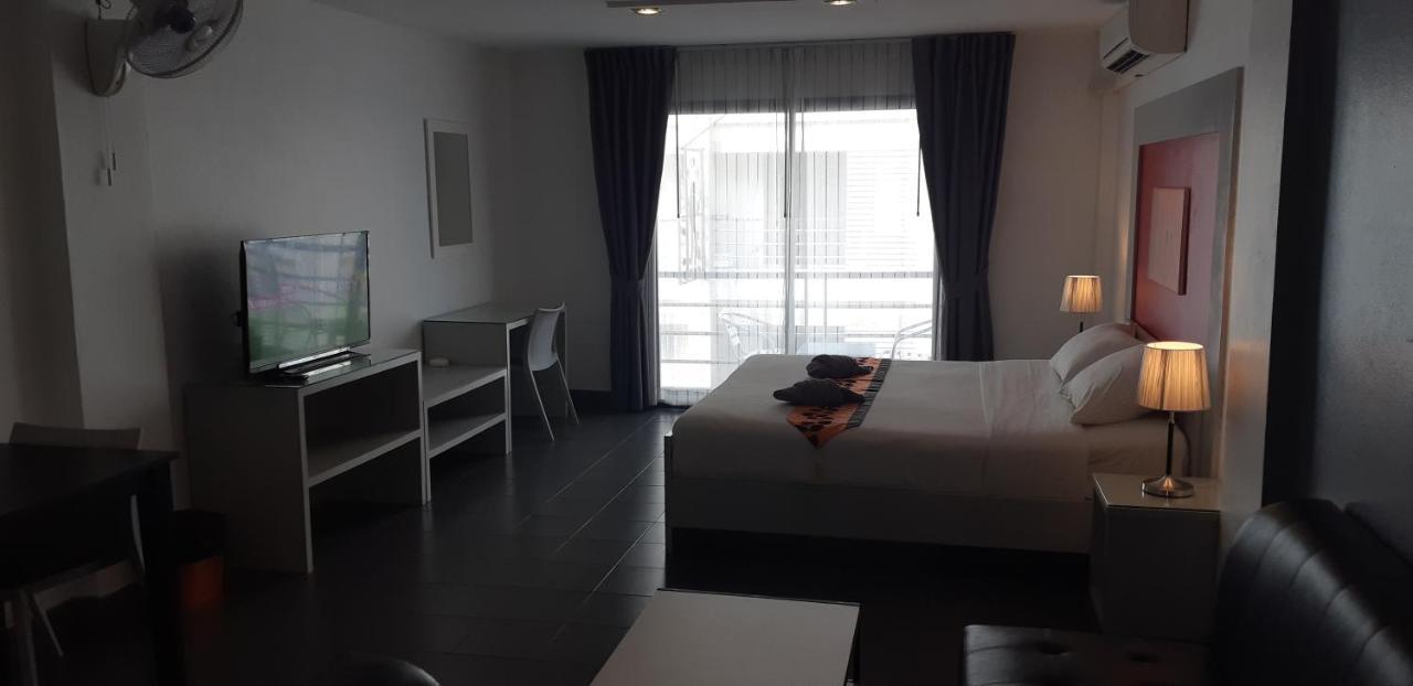 Garden Guest House Pattaya Ngoại thất bức ảnh