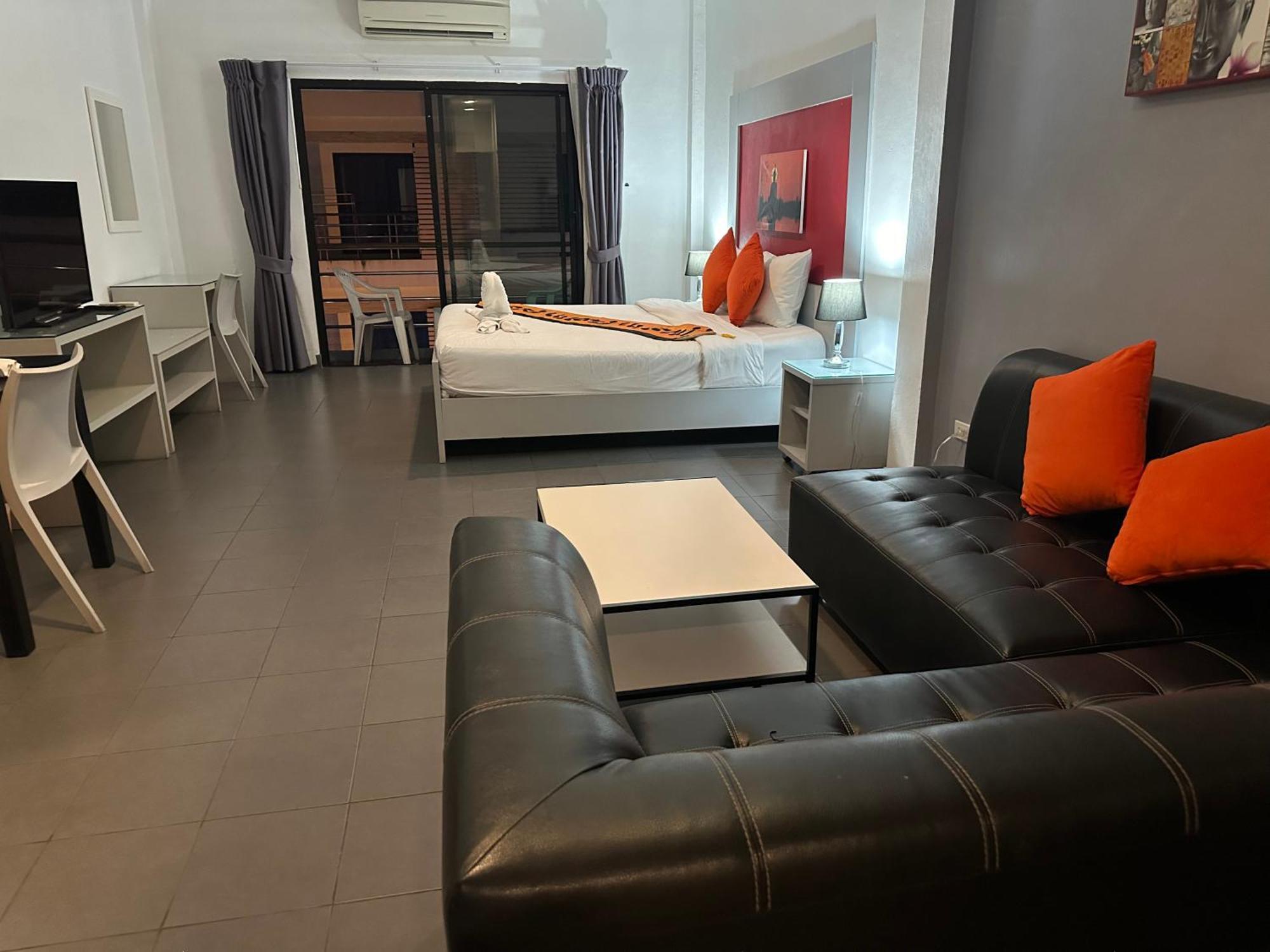 Garden Guest House Pattaya Ngoại thất bức ảnh